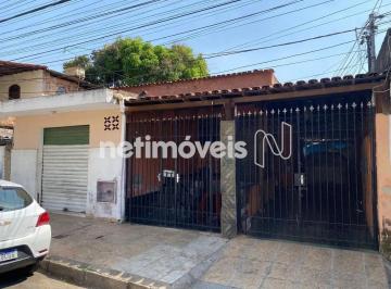 Casa · 400m² · 3 Quartos · 2 Vagas · 5 barracões alugados