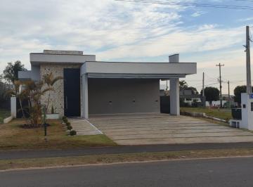 Casa de 3 quartos, Pardinho · Casa Maravilhosa com 3 suítes no Ninho Verde II - Pardinho