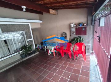 Casa · 142m² · 3 Quartos · 2 Vagas · Casa à Venda com 3 quartos e 1 suíte – Bairro do Jaguaribe, Osasco