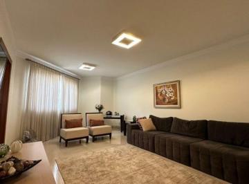 Casa · 200m² · 3 Quartos · 5 Vagas · VENDA | Sobrado, com 3 dormitórios em Zona 07, Maringá