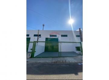 Comercial · 200m² · 3 Vagas · Galpão impecável com 200m² disponível para locação no Leocádia Sorocaba