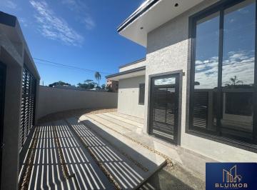 Casa · 88m² · 3 Quartos · 2 Vagas · LINDA CASA DE ESQUINA NA PRAIA DO GRANT - ITAJUBA