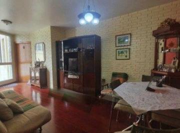 Apartamento · 74m² · 2 Quartos · Apartamento de 2 dormitórios, semi mobiliado, ensolarado para venda no bairro Ci