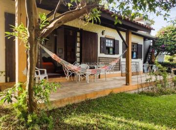 739177_igevFm92B74GA647mfZh_73917768aca4bfd53c8.jpg · Casa é venda no Centrinho da Praia do rosa