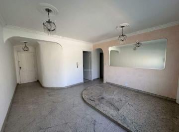 Apartamento · 90m² · 3 Quartos · 1 Vaga · Apartamento com excelente localização no centro de Itaúna