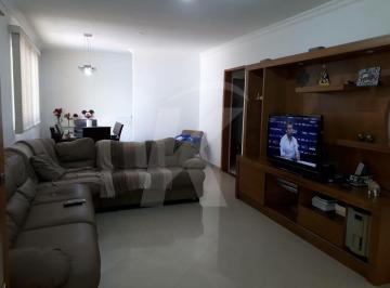 Casa · 129m² · 3 Quartos · 4 Vagas · Sobrado 3 dormitórios sendo 1 suíte, área gourmet, quintal e 4 vagas no Imirim.