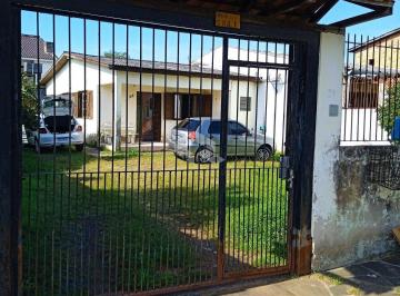 259967_i9s55NHUja71HT0fMklYB_2599676452742f90bef.jpg · TERRENO DE 340 M² COM CASA - 2 SUÍTES - 3 BANHEIROS - SALA DE ESTAR/JANTAR E DEMAIS DEPENDÊNCIAS - B