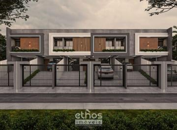 Casa · 115m² · 3 Quartos · 2 Vagas · Sobrado em Costa e Silva, Joinville/SC