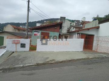 Casa · 385m² · 2 Quartos · casa de madeira + terreno com 385 m²