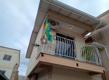 Casa · 77m² · 2 Quartos · 1 Vaga · ÓTIMO SOBRADO EM SÃO SEBASTIÃO NA PALHOÇA