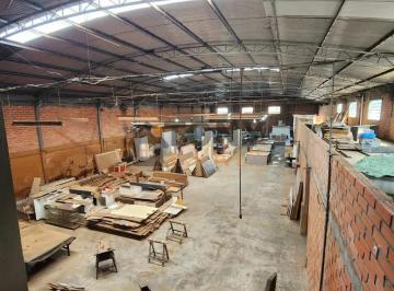 Comercial · 1879m² · 3 Quartos · Galpão + Prédio com 3 andares á venda em Barreiro - São José