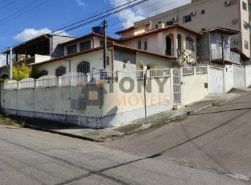 Casa · 174m² · 4 Quartos · 2 Vagas · Casa legalizada, 4 dorm. suíte c. banheira.
