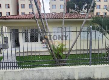 Casa · 193m² · 3 Quartos · 7 Vagas · Casa à venda, 03 quartos, sendo 01 suíte e 07 vagas no bairro Ipiranga - São José - SC