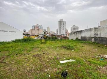 Terreno · 749m² · TERRENO COMERCIAL E RESIDENCIAL - 6 PAVIMENTOS - JARDIM ATLÂNTICO - FPOLIS