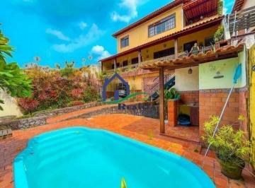 Casa · 420m² · 5 Quartos · 2 Vagas · Casa duplex à venda no Maravista - Itaipú com 5 quartos (1 suíte) e 2 vagas de garagem