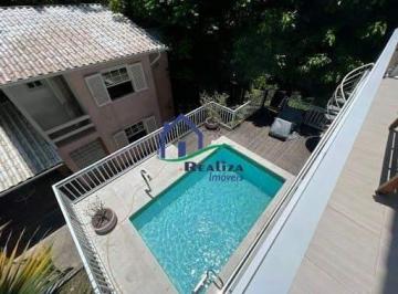 Casa · 308m² · 4 Quartos · 2 Vagas · Casa à venda com 4 quartos (4 suítes), piscina e churrasqueira no Ubá V Pendotiba