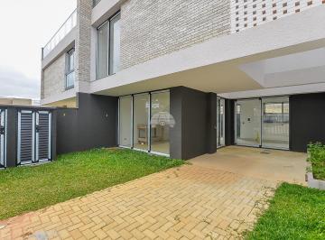 Casa de 3 quartos, Curitiba · Sobrado de 3 dormitorios e 2 garagens no Bairro Pilarzinho em Curitiba