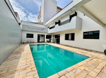 Casa ampla com piscina à venda no Jardim Cidade Nova II em Salto · Casa ampla com piscina à venda no Jardim Cidade Nova II em Salto