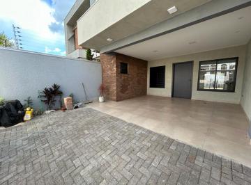 Casa · 3 Quartos · 2 Vagas · VENDA | Casa, com 3 dormitórios em Jardim Verônica, Maringá