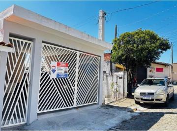 Casa · 121m² · 3 Quartos · Casa à venda com 3 dormitórios, 2 banheiros e Edícula no Jd. Santo Antônio - Itatiba/SP