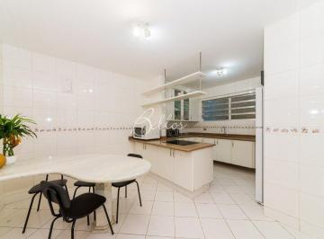 Casa · 223m² · 3 Quartos · 7 Vagas · Casa à venda - em Guabirotuba
