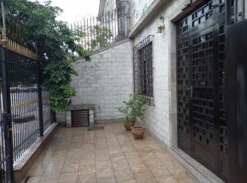 Casa · 140m² · 4 Quartos · 3 Vagas · Jardim América - Ótima Residência 140m², Varandão, 4 Qtos, Suíte, Piscina, Sauna, Churrasqueira