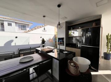 Casa · 239m² · 4 Quartos · 4 Vagas · Residência perfeita no Vale dos Cristais 5