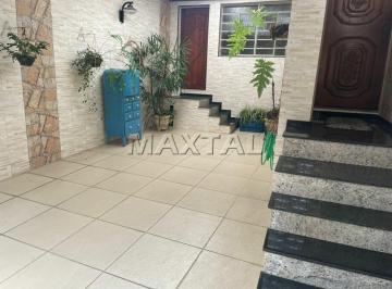 Casa · 240m² · 3 Quartos · 2 Vagas · Sobrado de 240m² à venda de 3 quartos, 1 suite e 2 banheiros, na Vila Medeiros.