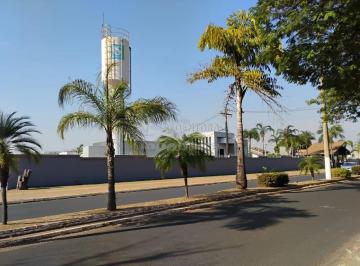 Terreno · 839m² · Terreno em Esquina com 839,27 metros quadrados
