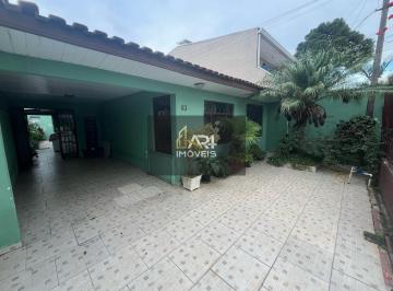 Casa · 125m² · 3 Quartos · 2 Vagas · Casa com 3 dormitórios à venda no bairro Uberaba em Curitiba/PR
