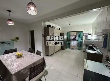 Casa · 300m² · 4 Quartos · 2 Vagas · Casa à venda com 04 quartos, 03 suítes, 01 banheiro, 01 lavabo e 02 Vagas - Alvorada / Contagem