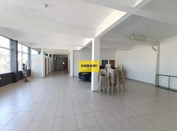 Comercial · 242m² · 1 Vaga · Salão Comercial com 2 Ambientes e Casa Administrativa – Alto Fluxo em São Bernardo