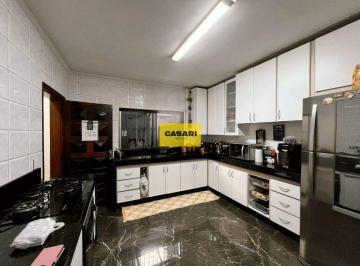 Casa · 125m² · 2 Quartos · 3 Vagas · Sobrado à Venda no Jardim Las Vegas – Santo André | 3 Dormitórios, Suíte, 254m² e 3 Vagas