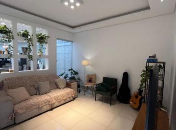 Casa · 180m² · 3 Quartos · 4 Vagas · Casa com 3 quartos à venda bairro Santa Rosa - Uberlândia/MG