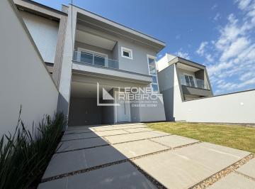 Casa · 137m² · 3 Quartos · 2 Vagas · Casa Sobrado com 3 dormitórios (1 suíte) à venda, 137,25 m² no bairro das Nações - Timbó/SC