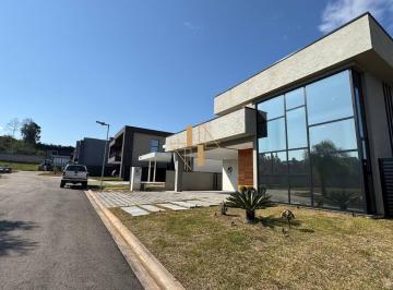 Casa · 220m² · 3 Quartos · 4 Vagas · Casa térrea em condomínio - Colombo/PR