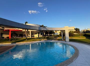 Casa · 285m² · 4 Quartos · 4 Vagas · Sobrado à venda no Condomínio Mirante do Lago