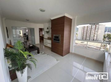 Ampla sacada com churrasqueira a gás · Apartamento com 3 dormitórios à venda, 132 m² por R$ 2.600.000,00 - Centro - Balneário Camboriú/SC