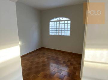 deaf819a098a853edfcae6cb6d48d8069826011c · Casa à venda no bairro Santa Mônica em Uberlândia