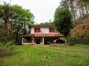 Casa · 800m² · 6 Quartos · 4 Vagas · Casa em Avenida Três Cachoeiras - Fazendinha (Penedo) - Itatiaia/RJ