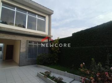 Casa · 250m² · 2 Quartos · 2 Vagas · Sobrado em Avenida Capitão Luís Antônio Pimenta - Parque Bitaru - São Vicente/SP