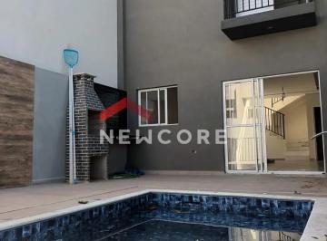Casa · 83m² · 2 Quartos · 2 Vagas · Sobrado em Rua Anna Mathias Vairo - Campos de Atibaia - Atibaia/SP