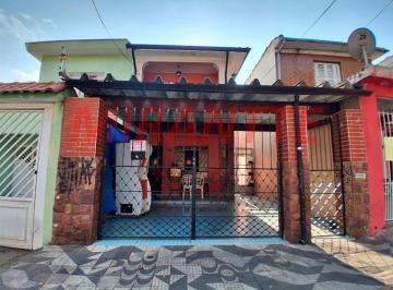 7b3201da42fef87b6f04937c8fa5bb7e.jpg · Sobrado de 130m² com 2 quartos