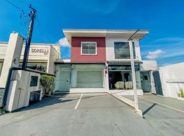 d9ac9bc6-bde3-4df9-975e-ca8d55eb561e · Elegante casa comercial para venda em Água Fria, 234m²