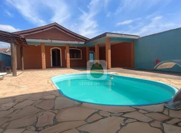 4d5bbfade0a471198bc3e4fd2224b2d67f89c02d · Casa com 4 dormitórios à venda, 174 m² por R$ 1.200.000,00 - Centro - São Bento do Sapucaí/SP
