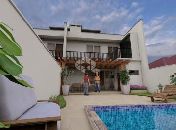 Casa · 160m² · 3 Quartos · 2 Vagas · Imóvel Alto Padrão no Glória