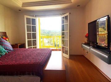 Casa · 418m² · 4 Quartos · 3 Vagas · Vendo Casa de Luxo em Condomínio Fechado na Serra da Cantareira
