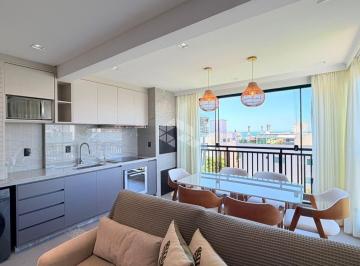 Apartamento · 98m² · 3 Quartos · 2 Vagas · Cobertura duplex com dois quartos no Mariscal em Bombinhas SC