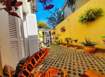 Apartamento · 75m² · 2 Quartos · 1 Vaga · Apartamento com pátio privativo 75m² 02 dormitórios 01 box no Bairro Fátima, em Canoas