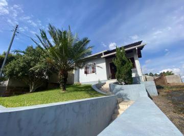 Casa · 45m² · 2 Quartos · 3 Vagas · CASA COM 2 DORMITÓRIOS E AMPLO PÁTIO EM LINHA SANTA CRUZ